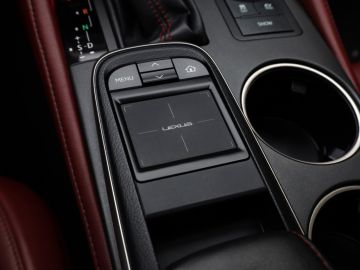 Lexus RC